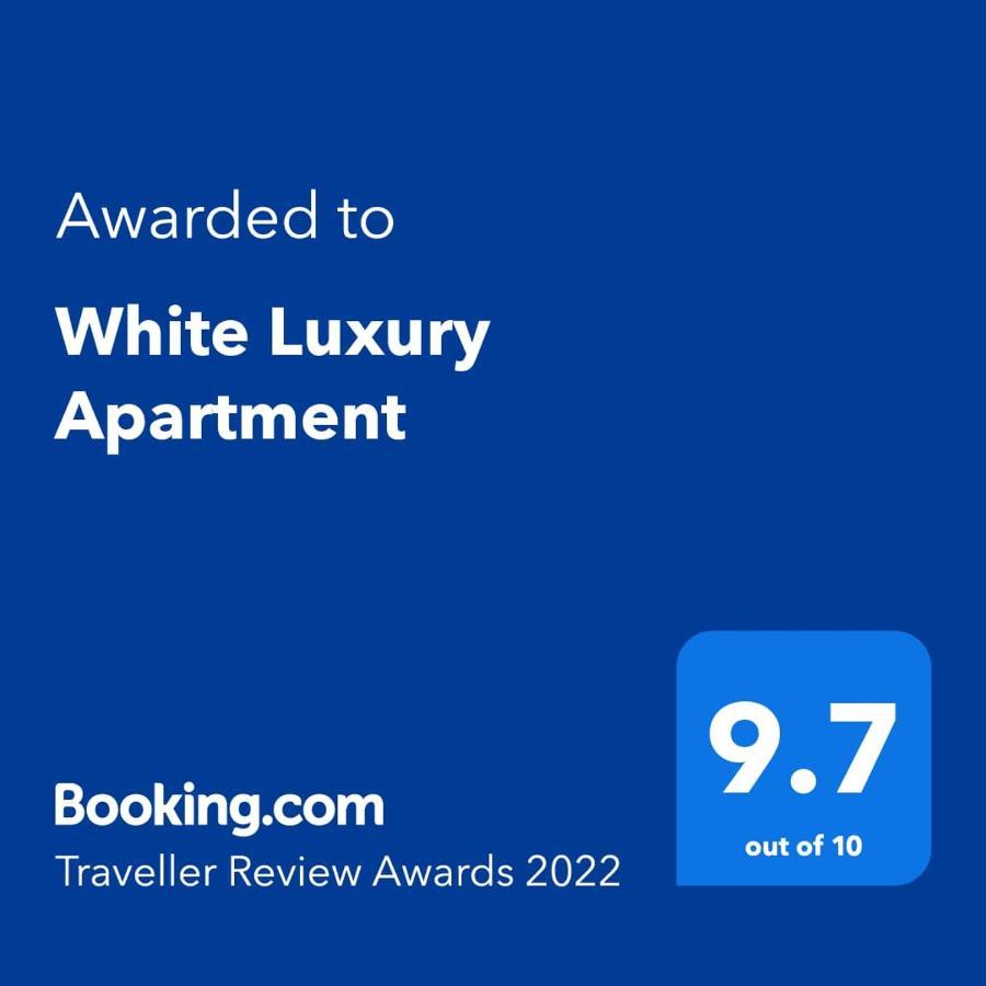 White Luxury Apartment Hermannstadt Exterior foto